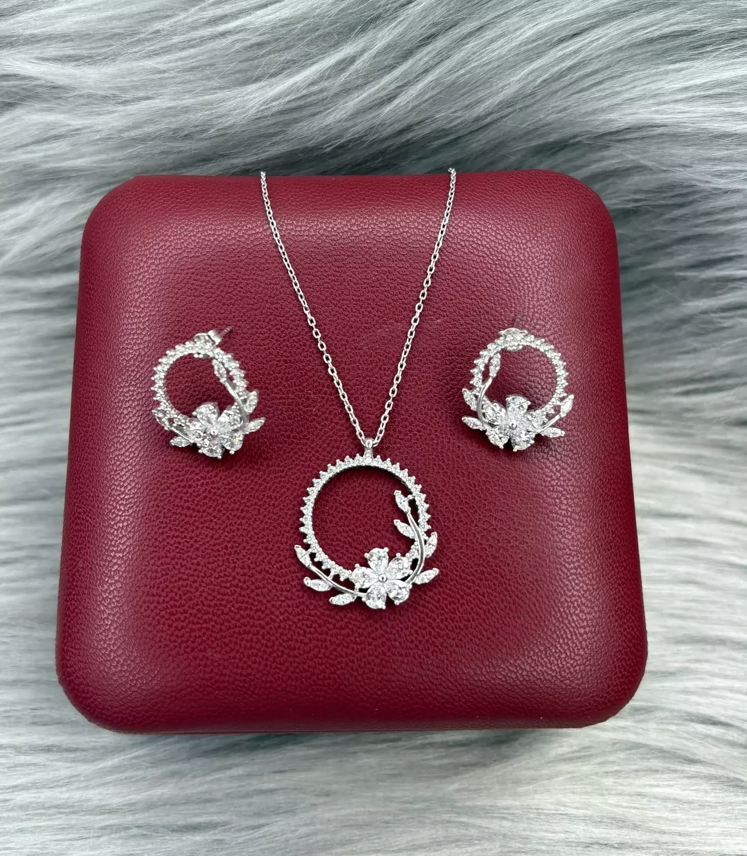 Gümüş dəst 925 əyar zirkon qaşlı, boyunbağı, 7.27gr, GB_CD9643